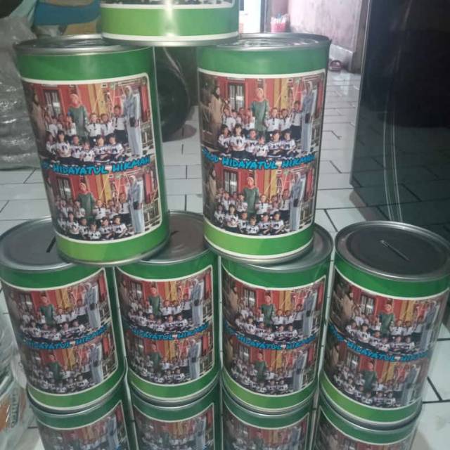 

sovenir pernikahan atau perpisahan sekolah