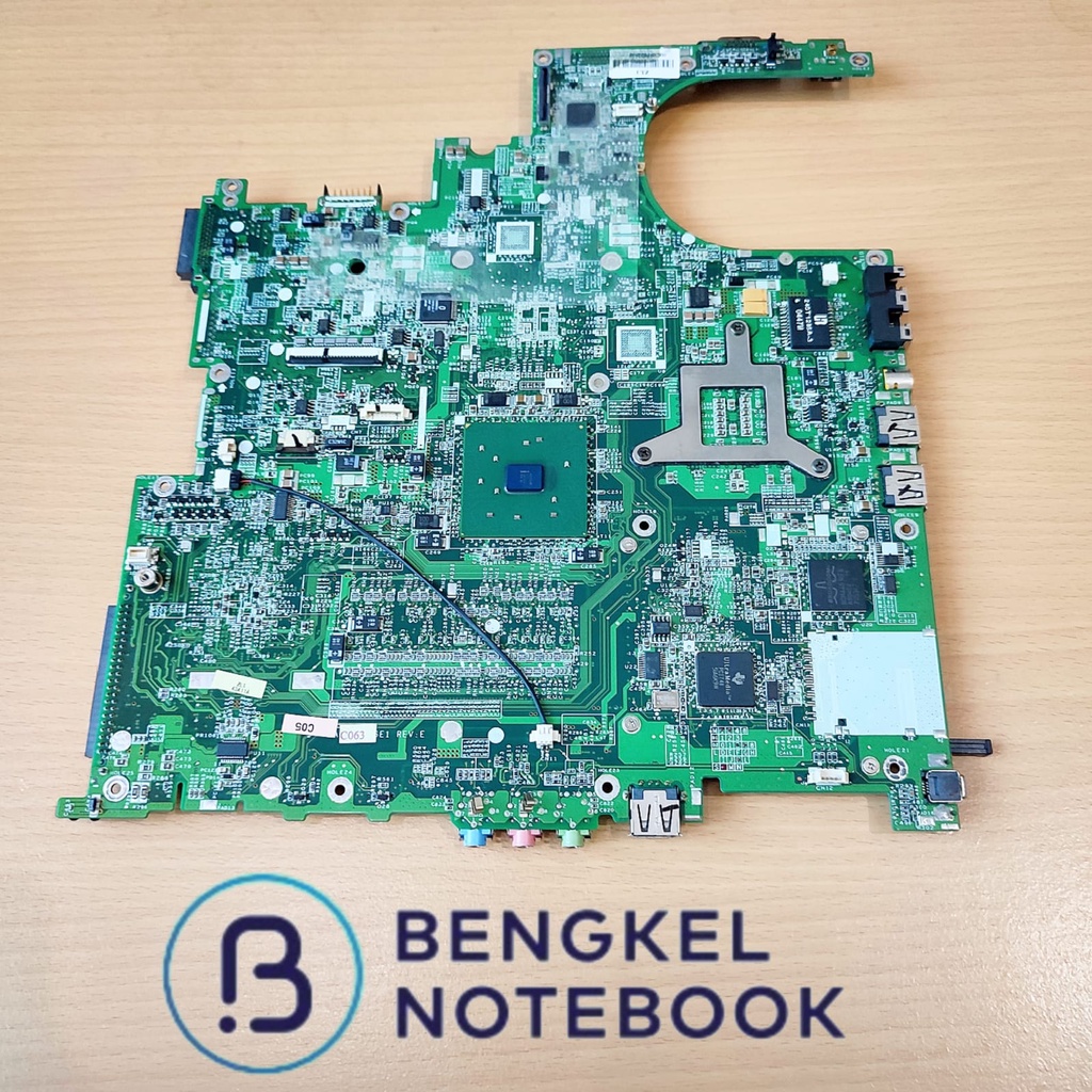 Motherboard Acer Travelmate 4000 4010 4020 1410 2300 DA0ZL1MB6F9 DDR1