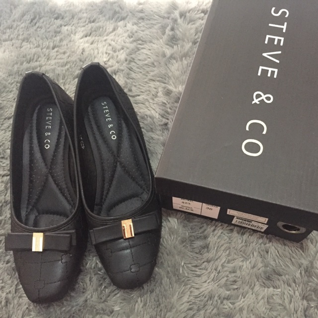 Sepatu Steve&Co