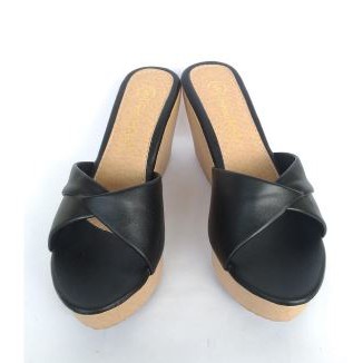 WEDGES TINGGI 7CM MODEL SILANG HITAM