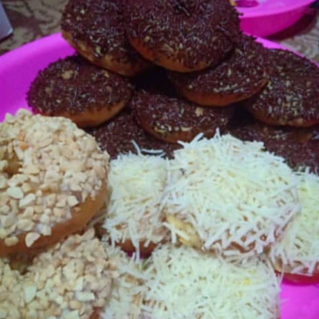 

Donat full kentang