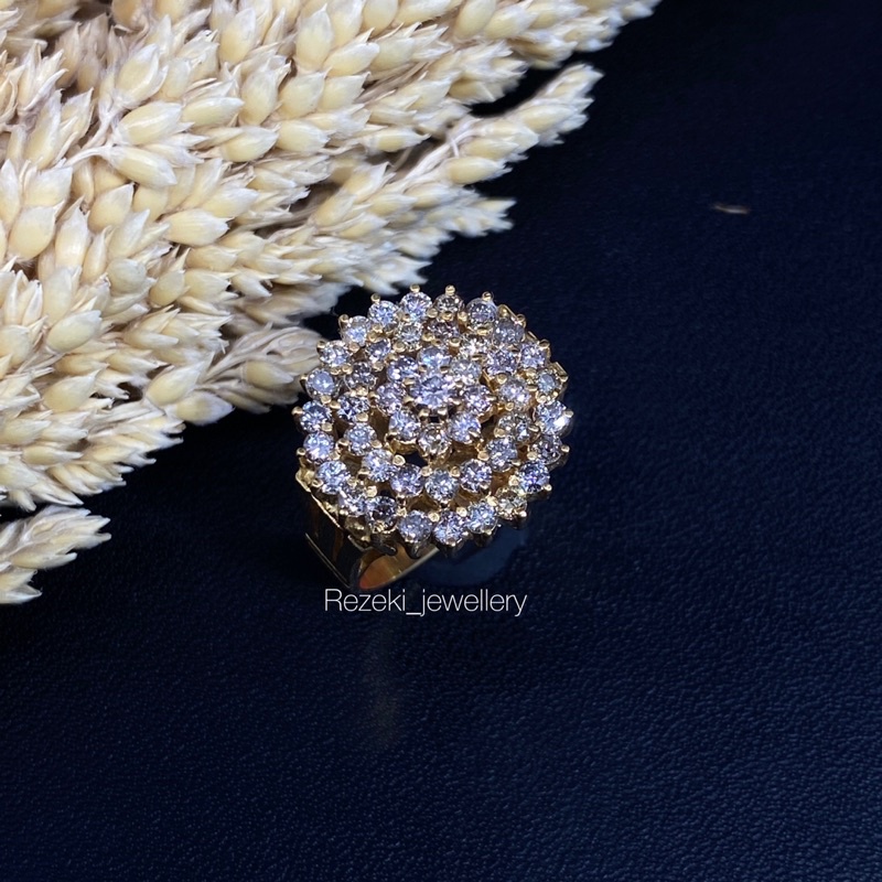 cincin emas borobudur wanita natural berlian