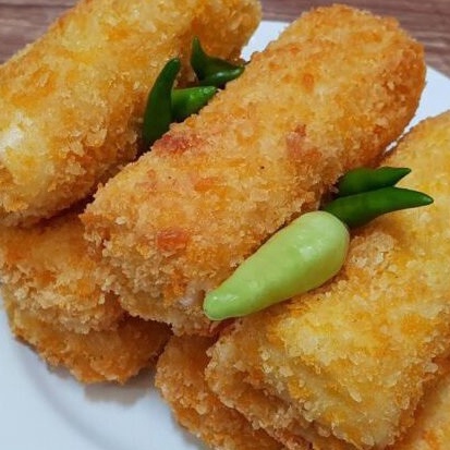 

Risoles Isi Sayur + Telur Rebus/ Jajan Pasar Risoles Telor Sayur/ Per Potong / Toko Tepi