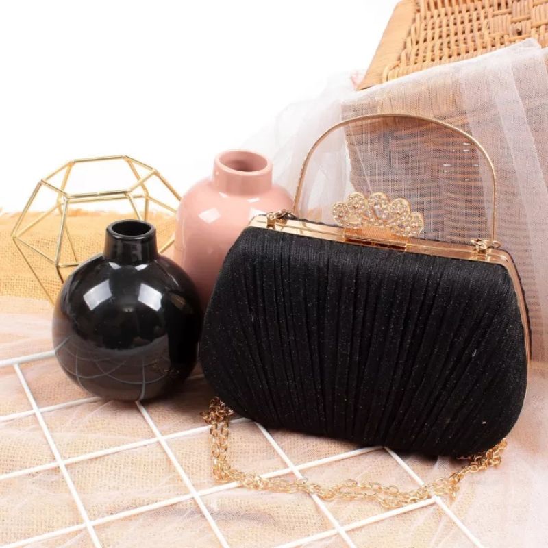 TAS PESTA KONDANGAN WANITA DOMPET CLUTCH HANDBAG HAND BAG SHOULDER TENTENG JINJING TALI RANTAI WANITA CEWEK CEWE PEREMPUAN FASHION BATAM BRANDED MURAH PREMIUM TERBARU KEKINIAN MEWAH ELEGAN BERKUALITAS BAGUS BERMOTIF CANTIK KEREN IMPORT KEKINIAN 2024