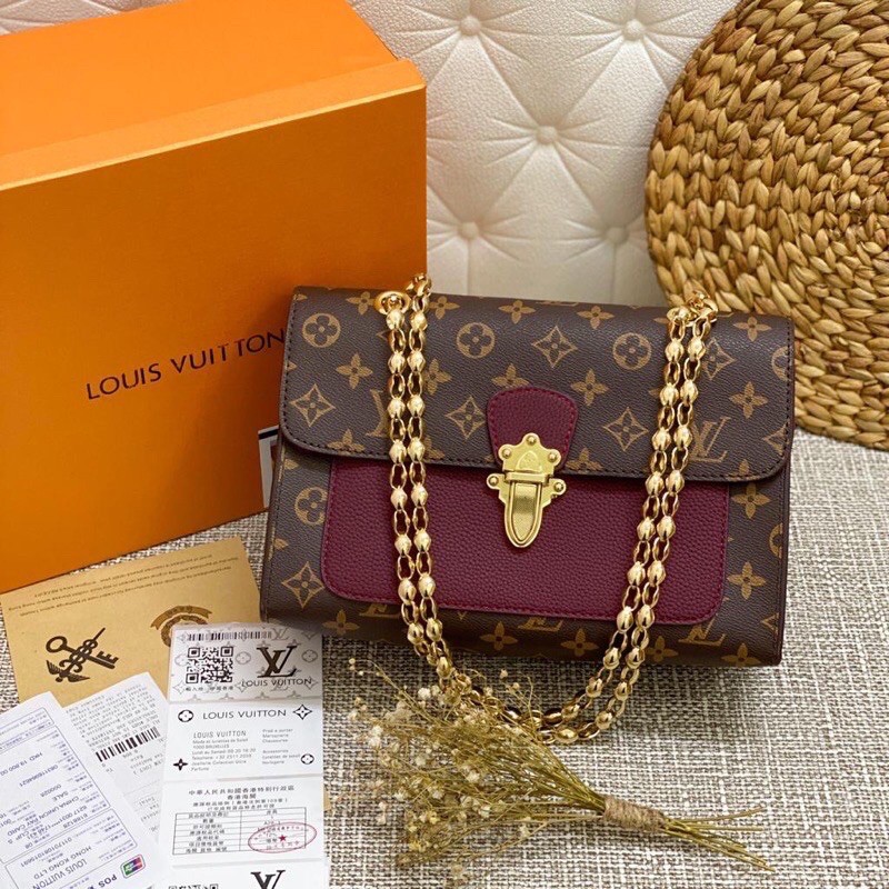 LV VICTORINE LOOK PREM FREE BOX