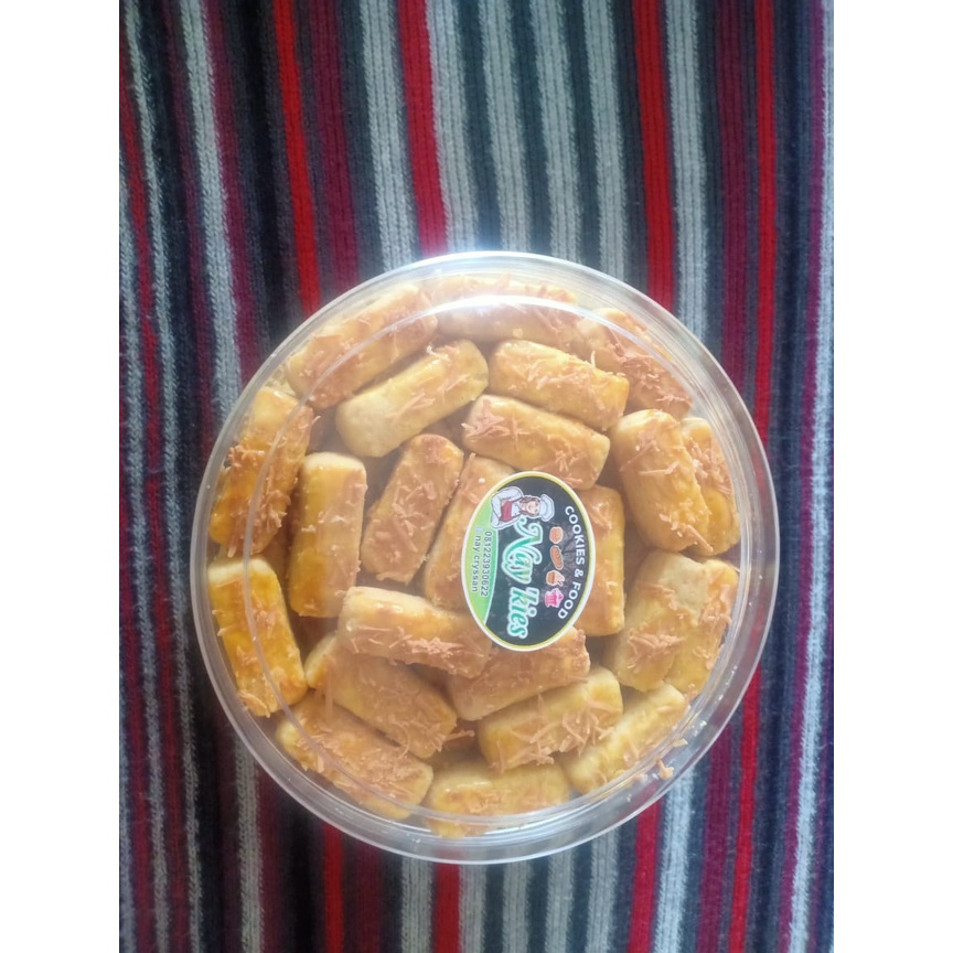 

kue kering kastengel toples 500 gr bonus untuk pembelian 10 pcs