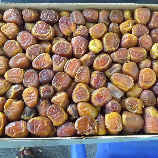 

Kurma sukari madinah ukuran 1kg
