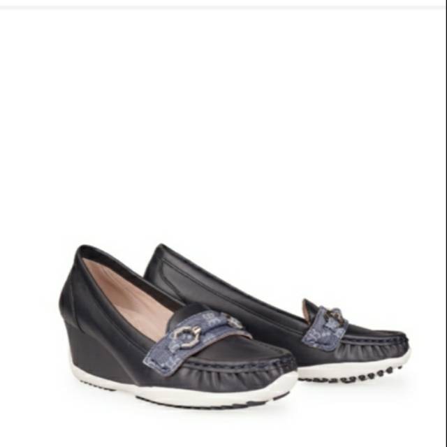 SALE SEPATU WEDGES EVERBEST ORI