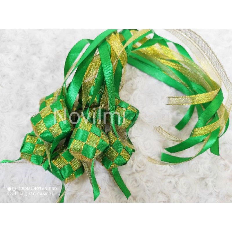

ketupat pita satin / hiasan hampers / pita parsel (4cm)
