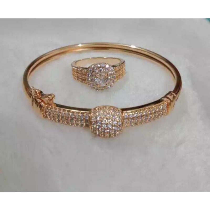 Gelang dan Cincin Titanium Gold Mewah Asli Indonesia