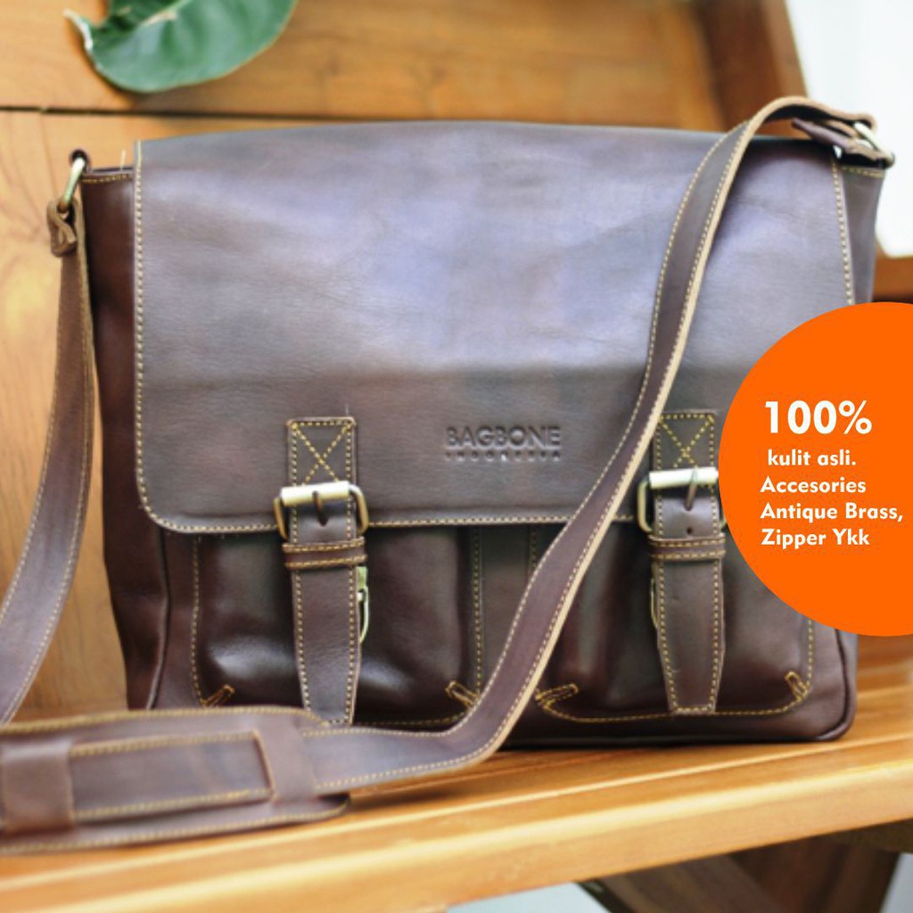 Bagbone Leather GENIO Tas kulit selempang pria warna Darkbrown dengan kulit Full Grain | Tas kulit u