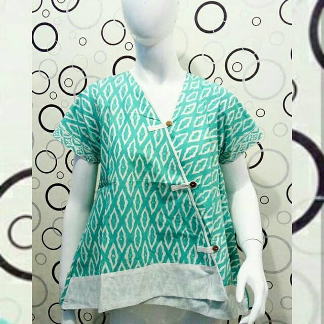 Blouse Batik Kimono