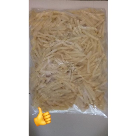 

kentang shoestring polos