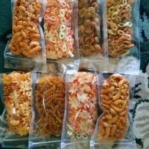 

makanan ringan cemilan rumah tangga