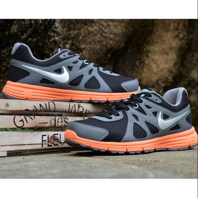 nike revolution 2 made in indonesia