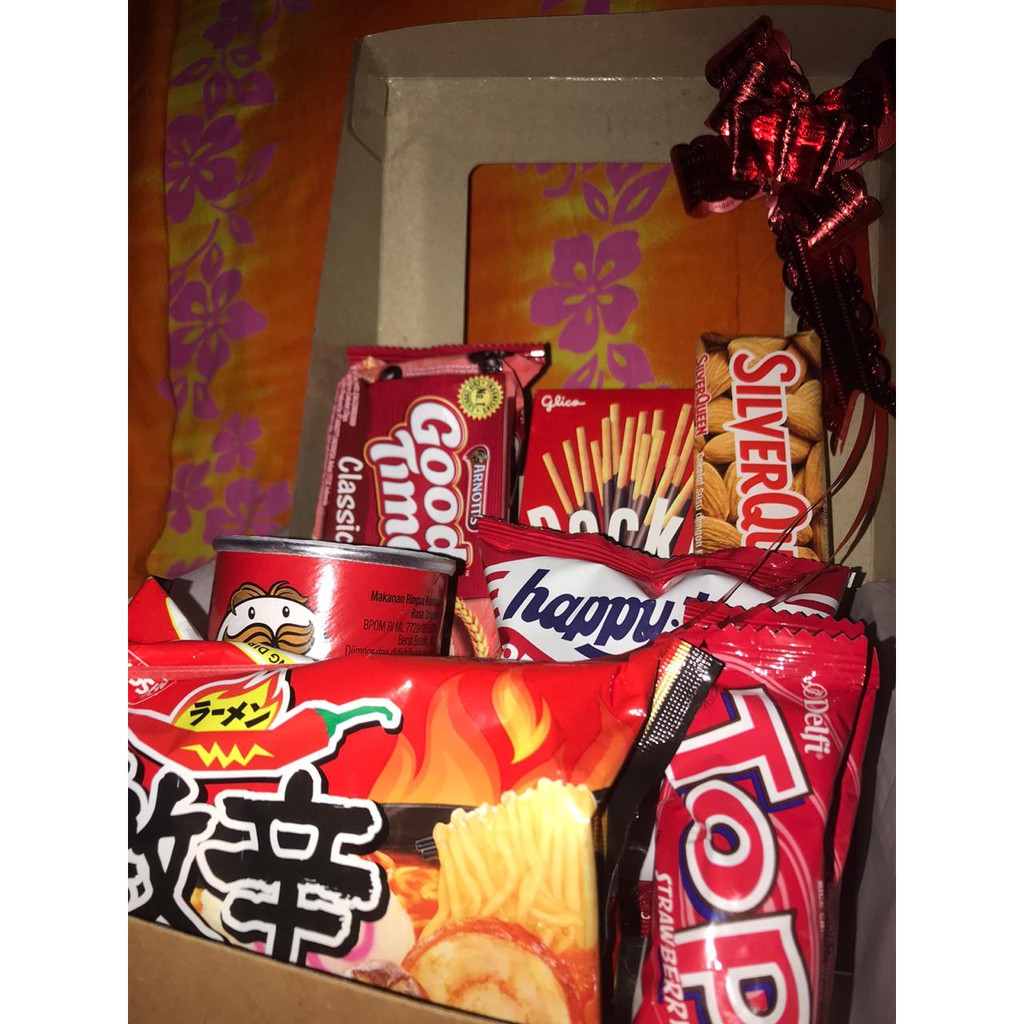 

SNACKBOX / SNACK BOX / GIFT BOX/ HAMPERS/ FREE REQUEST ISI GIFT CARD (Baca Deksripsi)