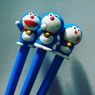 

Pulpen Model Karakter Doraemon Badan