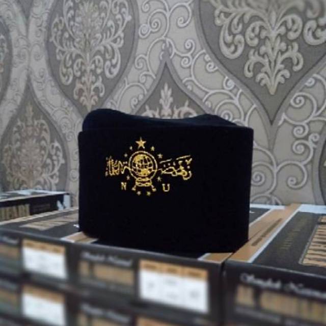 ASLI. PECI SONGKOK NU SUSUN, Tinggi standart