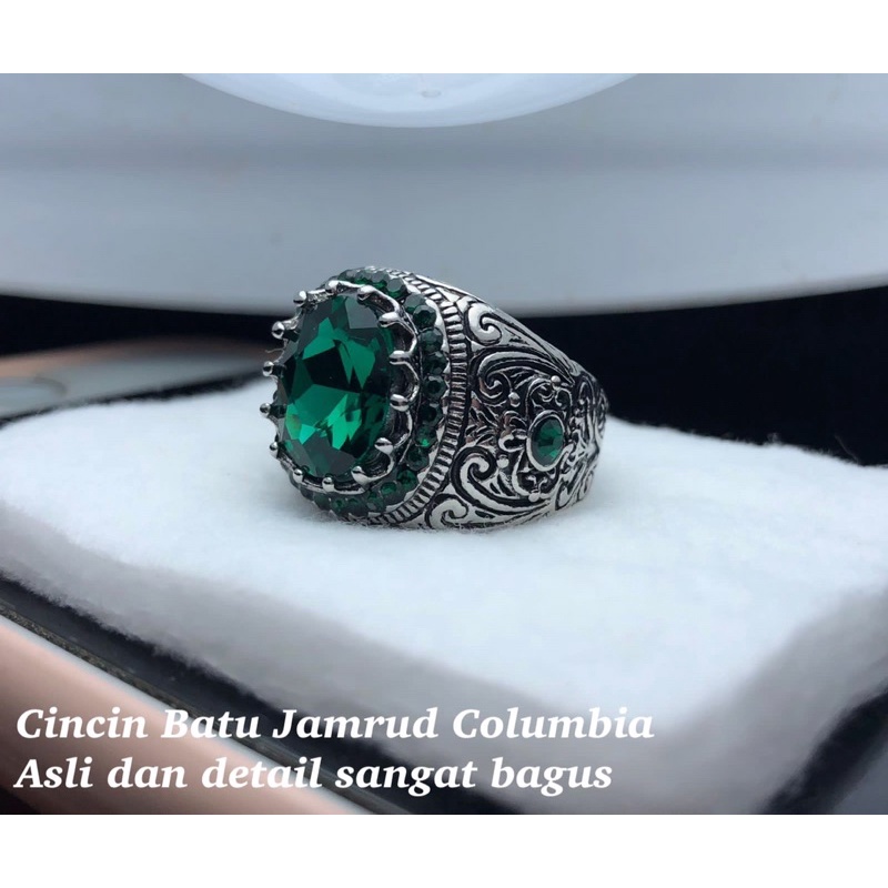Cincin Batu Zamrud Columbia Hijau