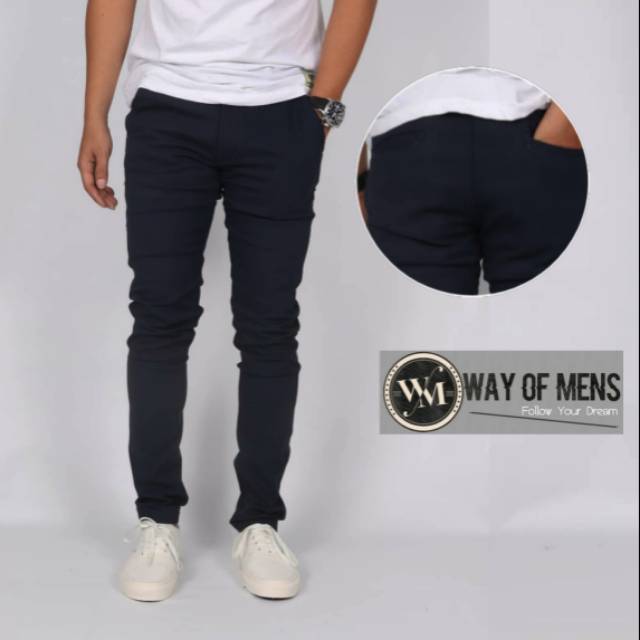 Celana Chino Hitam Pria