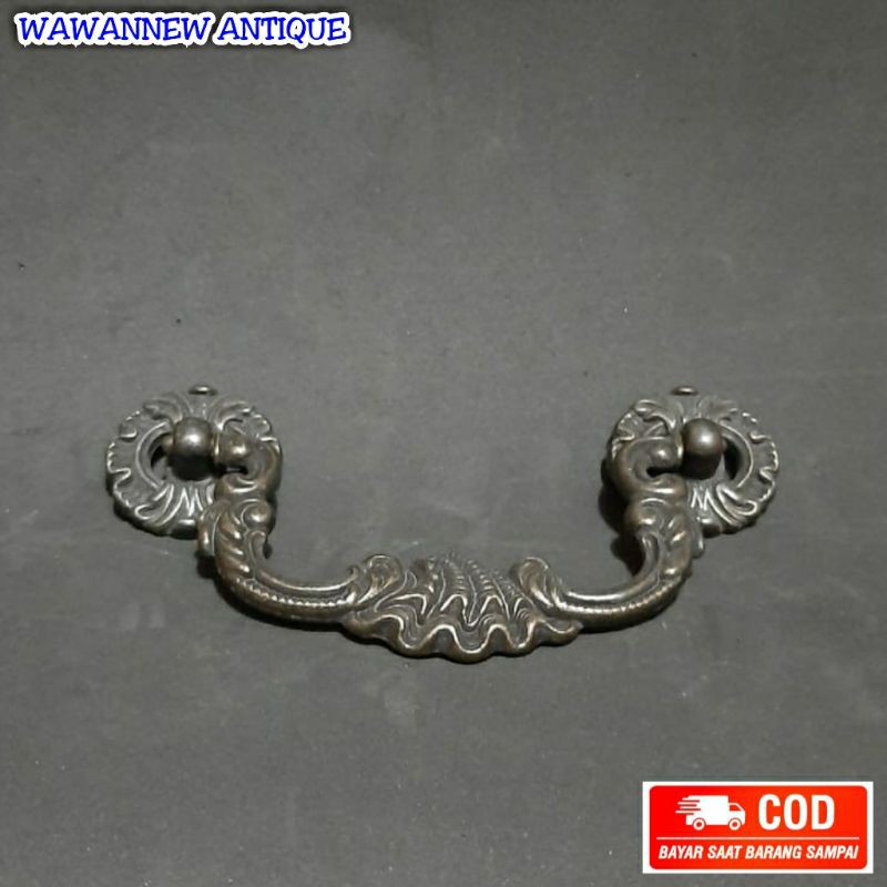 Handle / Tarikan Laci Gagang Lemari Pintu Rumah Kuningan Kitchen Set Motif Ukir 13.3cm