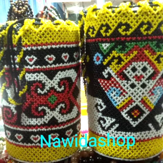 Tas Anjat Manik Selempang Dayak Asli Handmade Kalimantan