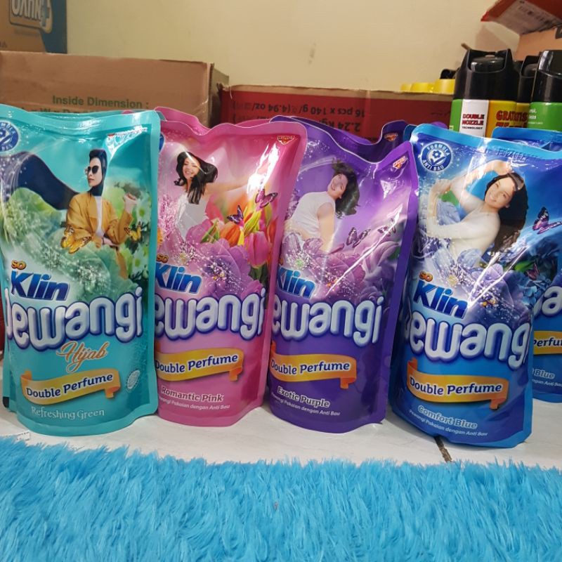 So Klin Pewangi 900ml 800 ml Soklin Pewangi Pakaian
