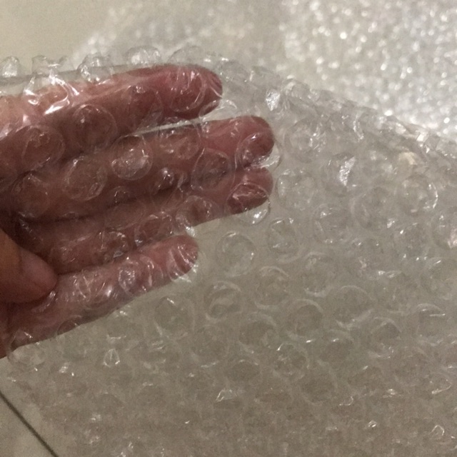 

Bubble wrap tambahan packing