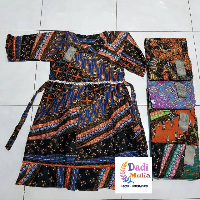 Gamis anak usia 2 tahun