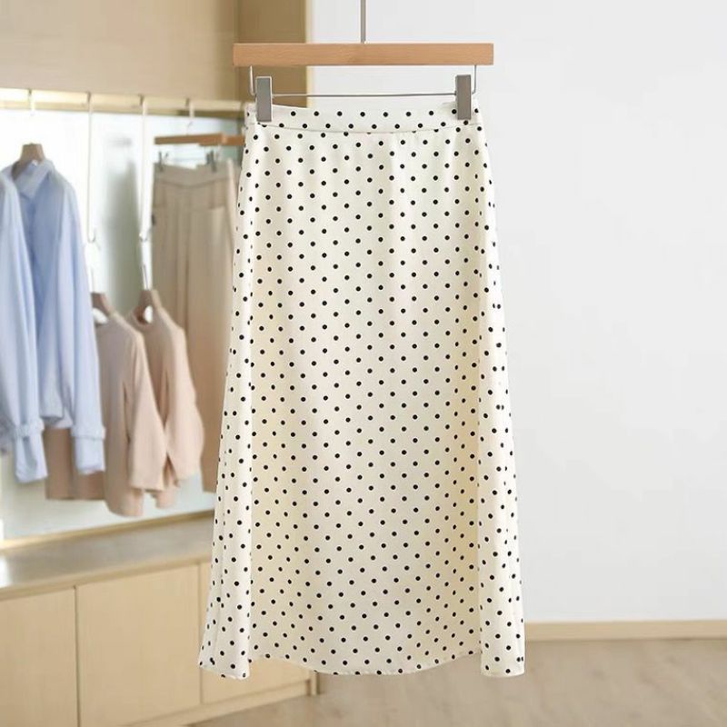 SKIRT SHAKILA A-LINE/ROK SERUT SHAKILA PREMIUM.Flare A-line.korean stlye. pakaian wanita fashion modis terupdate-ROK POLKA BW