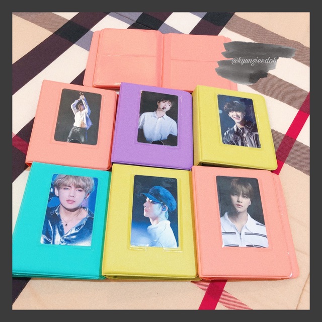

PHOTOCARD HOLDER