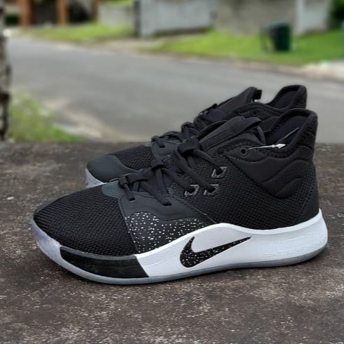 Sepatu Sport Basket NIKE PG 3 NASA MASTER'S ROAD