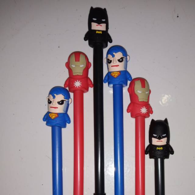 

Pulpen karakter superman mix