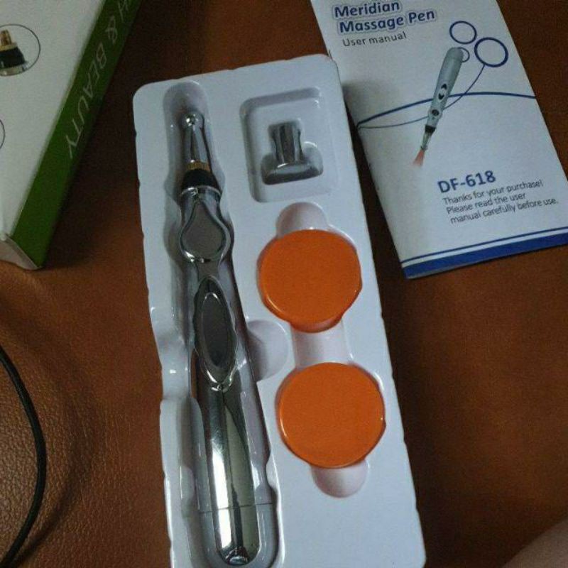 Pena Pijat Akupuntur