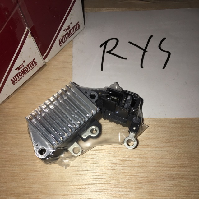 IC REGULATOR ALTERNATOR CARRY / JIMNY / AVANZA / XENIA / ZEBRA / TARUNA SOKET 2