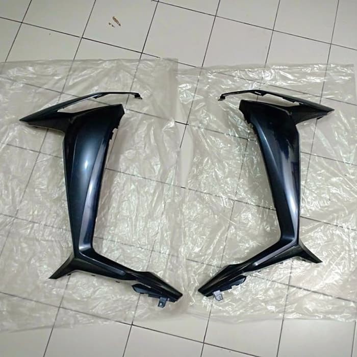 sayap tebeng kap samping supra x 125 fi K41 kiri atau kanan original