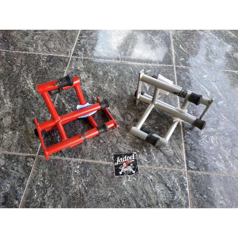 Engine Guard Footstep Pijakan Kaki Depan Motor Honda Megapro Mono Verza Versa