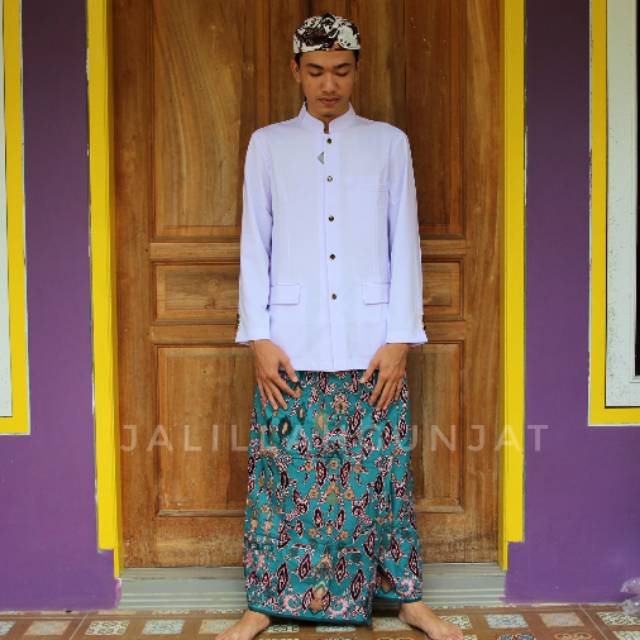 Sarung motif batik mendung-batik mega mendung khas cirebon