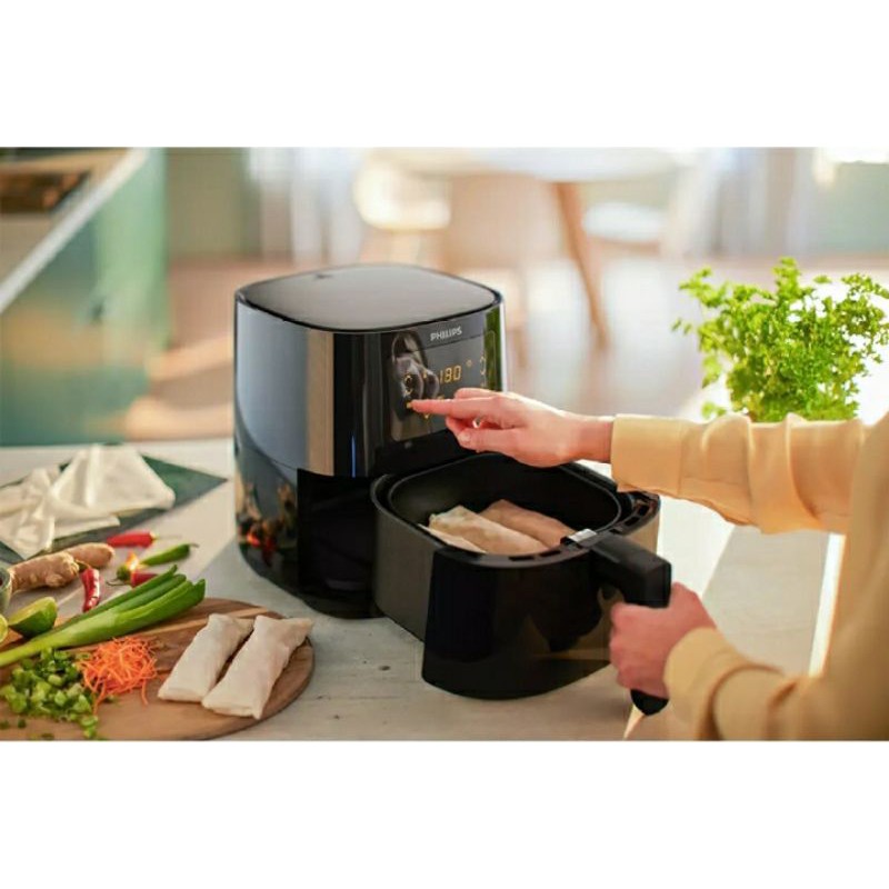 Philips Air Fryer HD9252 - Digital Kapasitas 0.8kg / 4.1 Liter Garansi Resmi Philips Indonesia