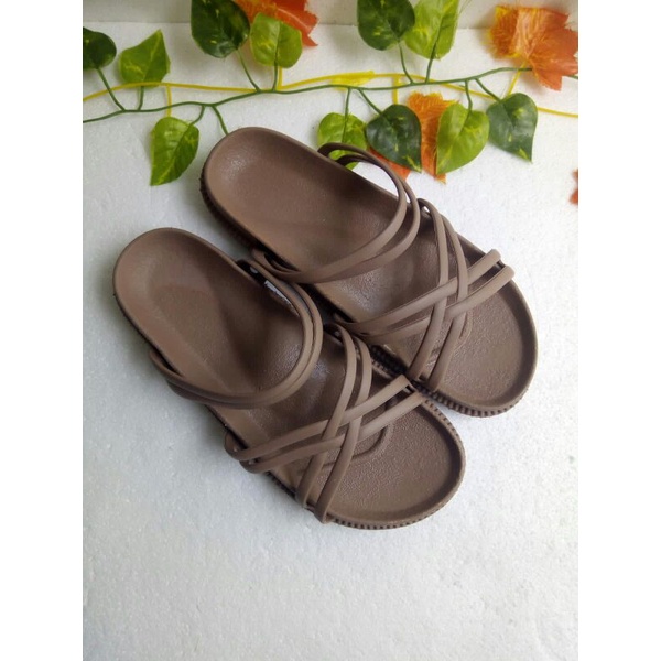 [SIAP KIRIM] SANDAL JELLY NIAR SANDAL WANITA KEKINIAN SANDAL JELLY BOLONI TALI MURAH Sandal Andin-choco