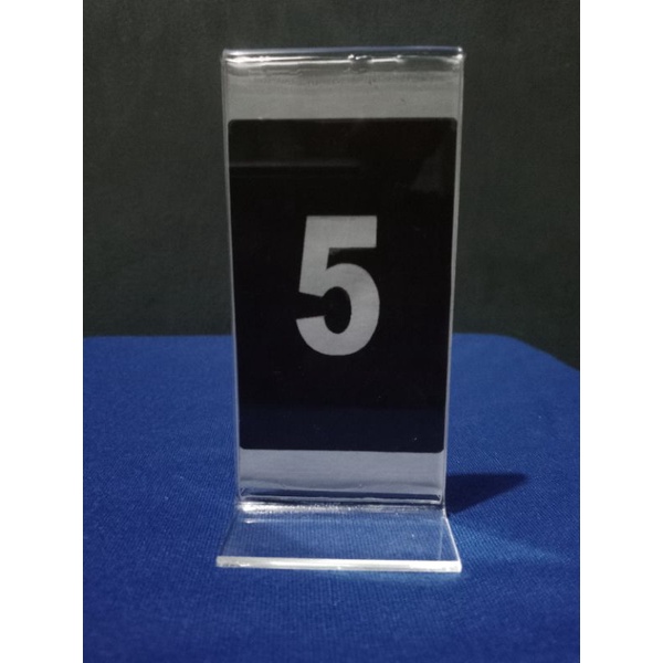 

Akrilik nomer meja 10x5 cm + nomer