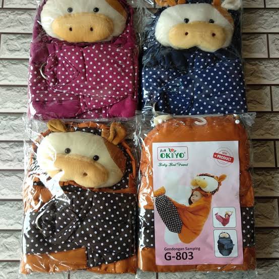 GENDONGAN BAYI/ GENDONGAN BAYI DENGAN TUTUP KEPALA BONEKA/ GENDONGAN BYI OKIYO