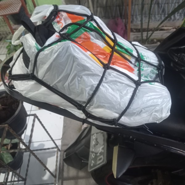 Jaring Helm Motor - Jaring Helm Besar Motor - Jaring Barang Motor / Jaring Helm Motor 30x30cm Universal