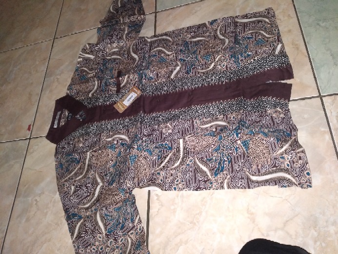 Bego Brlaa Damor (cressida) Batik Cowok Pakaian Pria Kemeja Batik Reguler Lengan Panjang