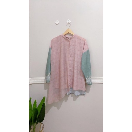preloved tunik ria miranda kamandaka top