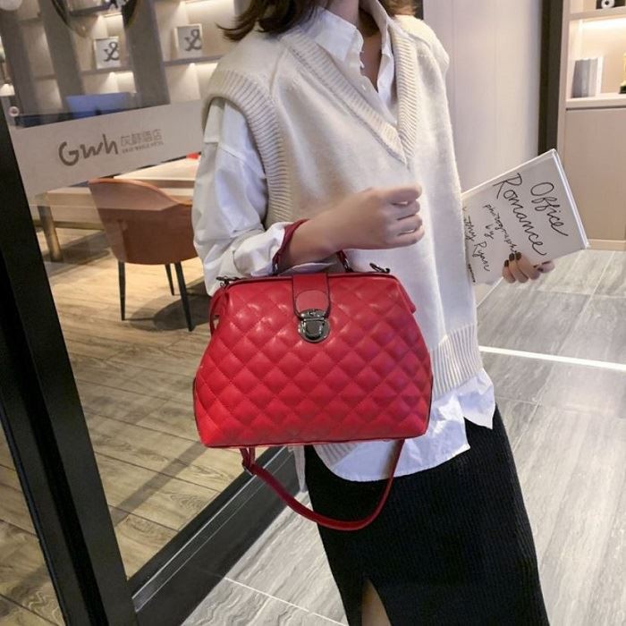 BJ42037 - BEIGE/BLACK/BLUE/RED - TAS TAS WANITA FASHION IMPORT MODIS ELEGAN TERMURAH TERLARIS TERBARU BAGSTORE JAKARTA TAS BATAM LT1124 BQ2037 BQ3160 VC85252 CR7201 B010 BTH010A GT1934 GT2016