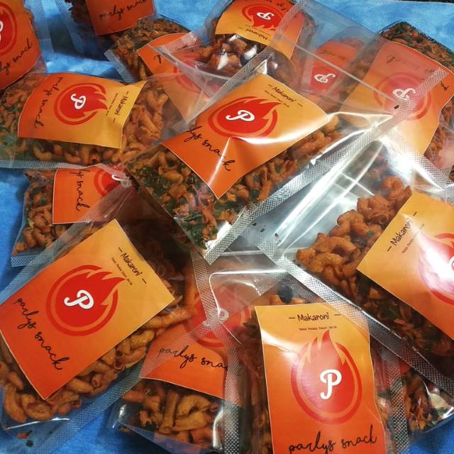 

Makaroni pedas daun jeruk 125 gr