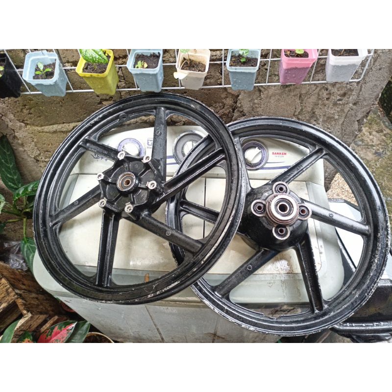 Velg pelek mega pro megapro gl pro Tiger gl racing palang original ori copotan standar kelengkapan s