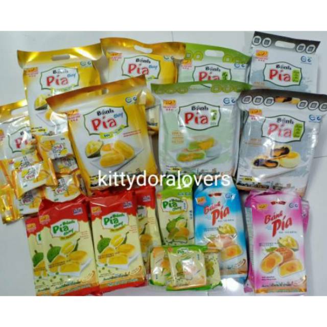 

Banh Pia Chay / Pia Durian Vietnam