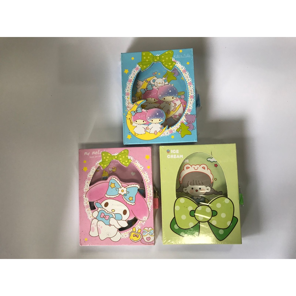 

BUKU DIARY + KUNCI KECIL